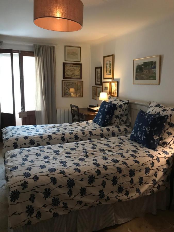 Fontevraud Maison De Ville Bnb Eksteriør bilde